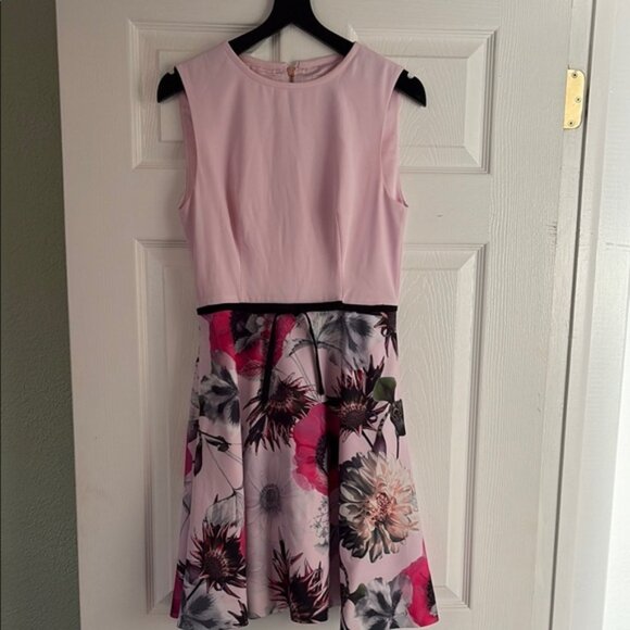 Ted Baker London Dresses & Skirts - Ted Baker London dress